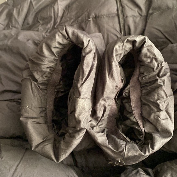 Uniglo Ultra Light Down Mock Neck Black Jacket Size S|P - Picture 10 of 13